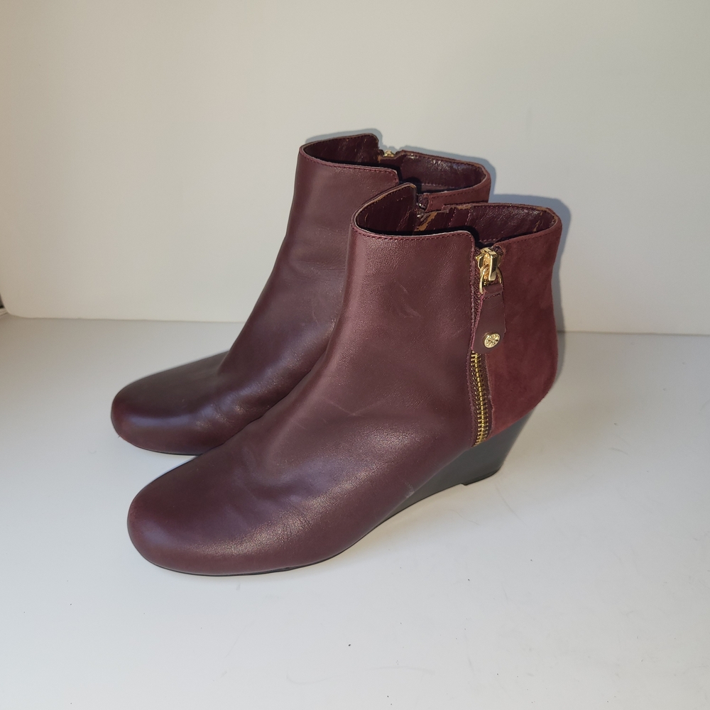 Isaac Mizrahi Maroon Ankle Boots with Gold Zipper